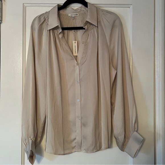 Max Studio Button Down Blouse - Picture 4 of 12